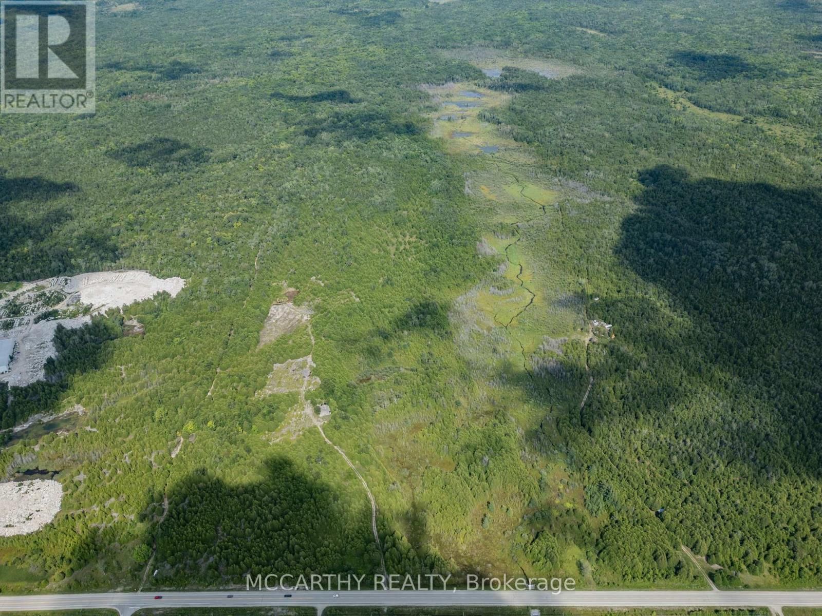 1636 Hwy No 6, South Bruce Peninsula, Ontario  N0H 2T0 - Photo 2 - X8080140