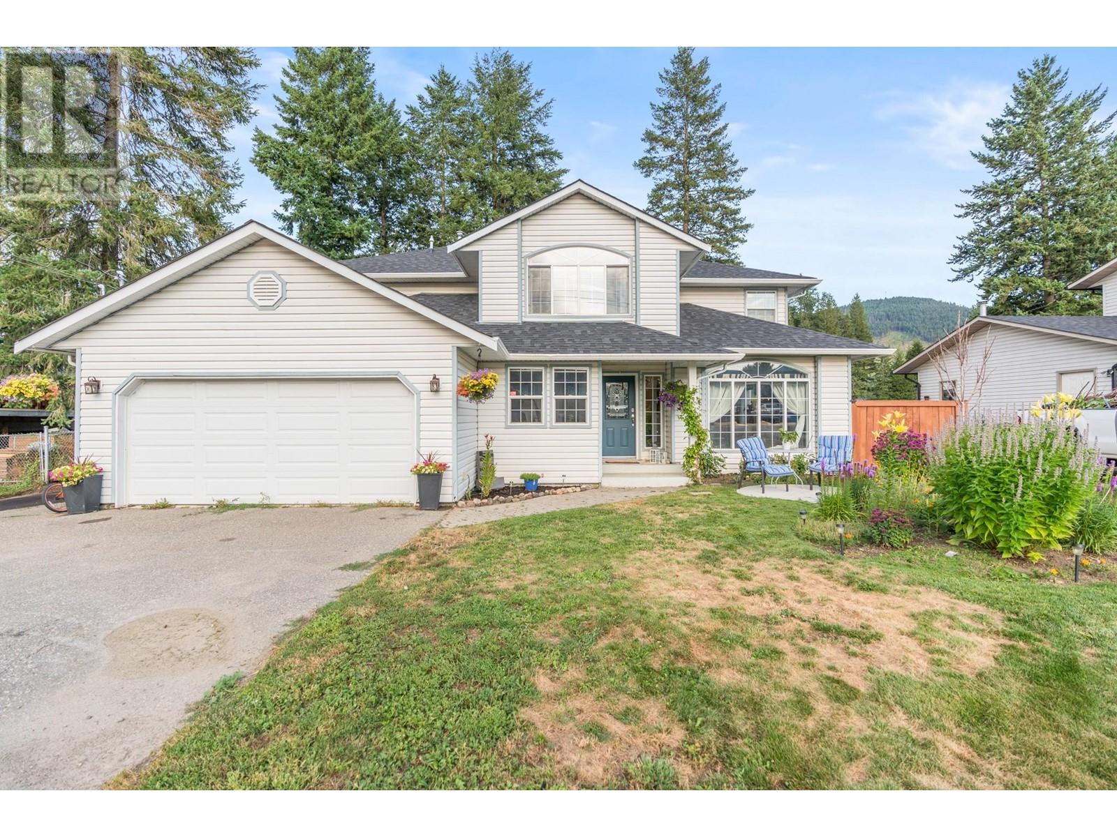 797 Heather Road Lumby