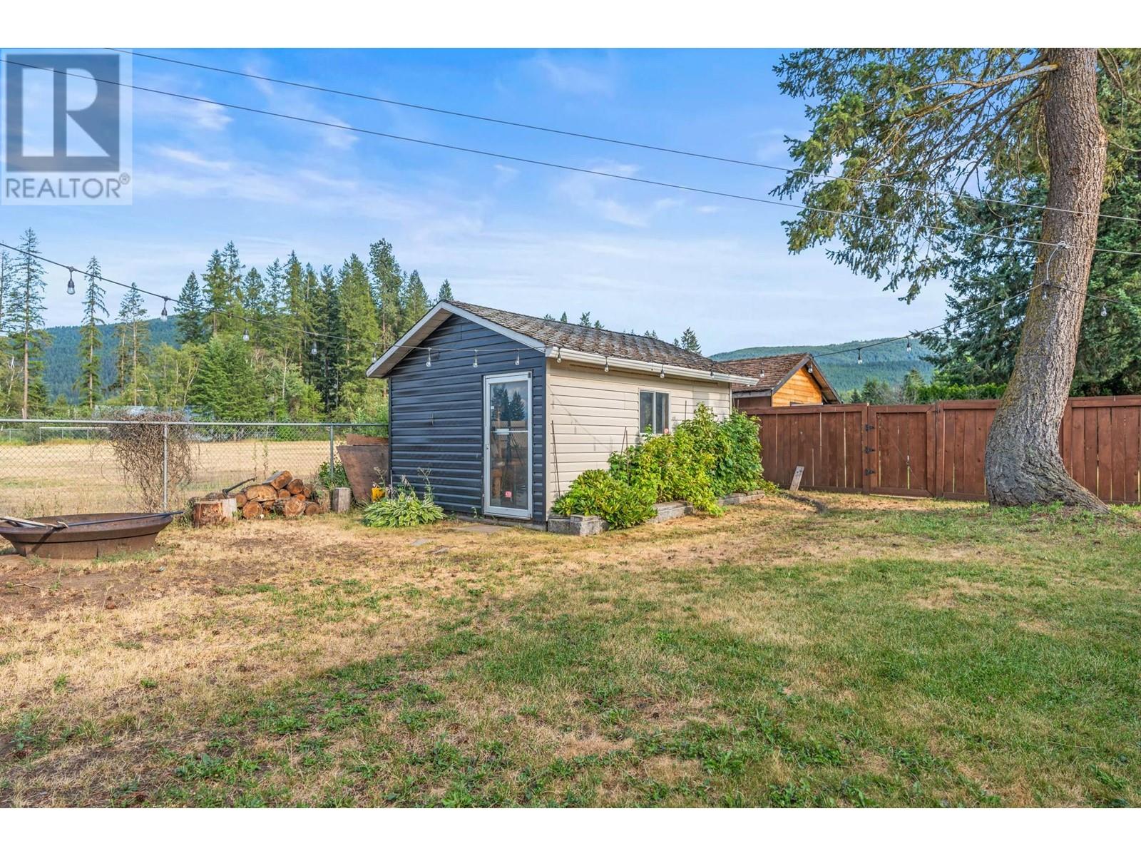 797 Heather Road Lumby