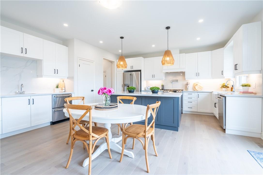 Image of property at 98 Cattail Crescent