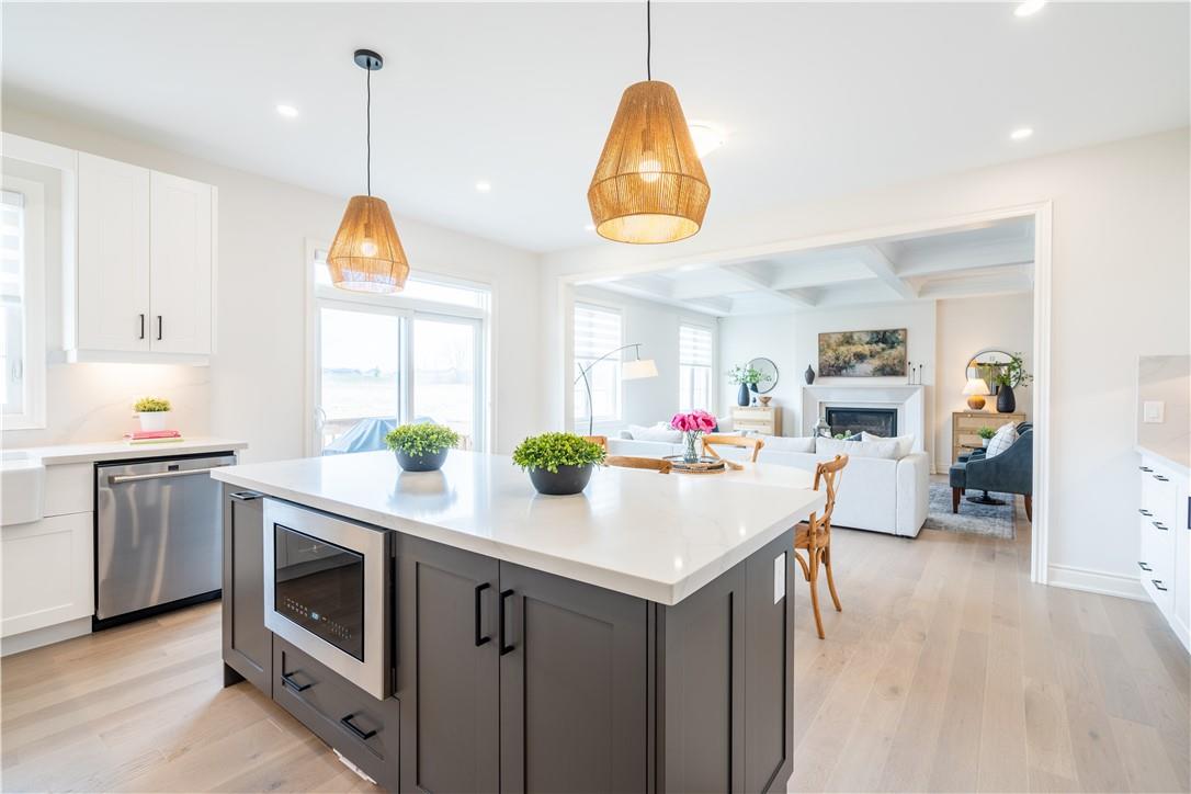 Image of property at 98 Cattail Crescent