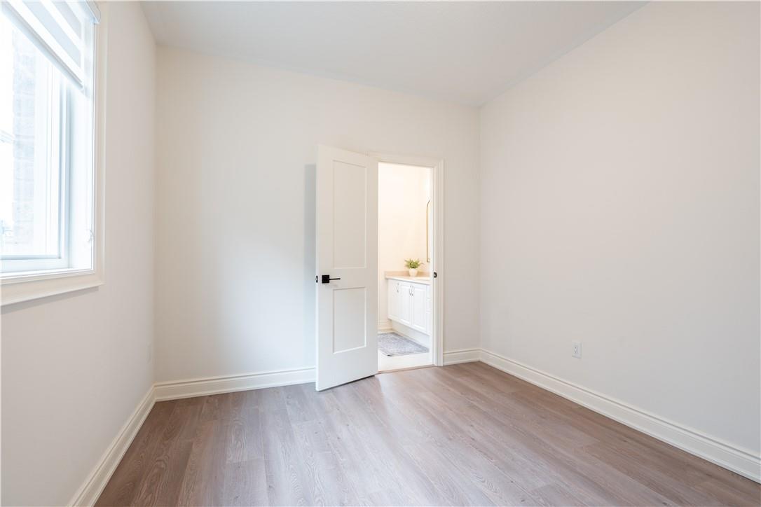 Image of property at 98 Cattail Crescent