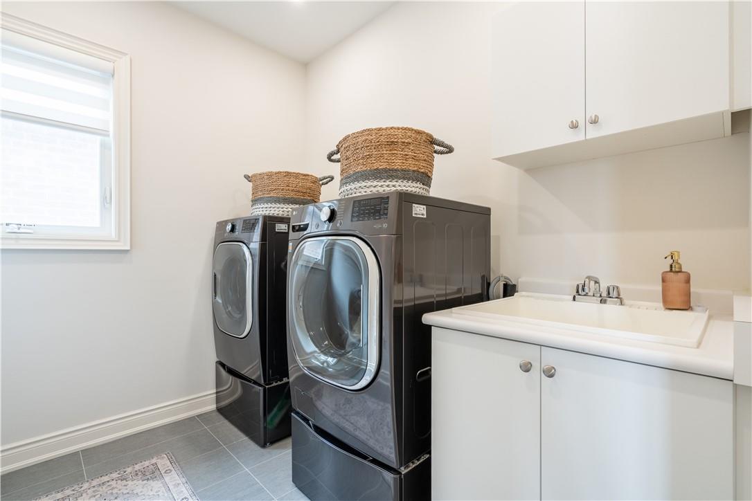 Image of property at 98 Cattail Crescent