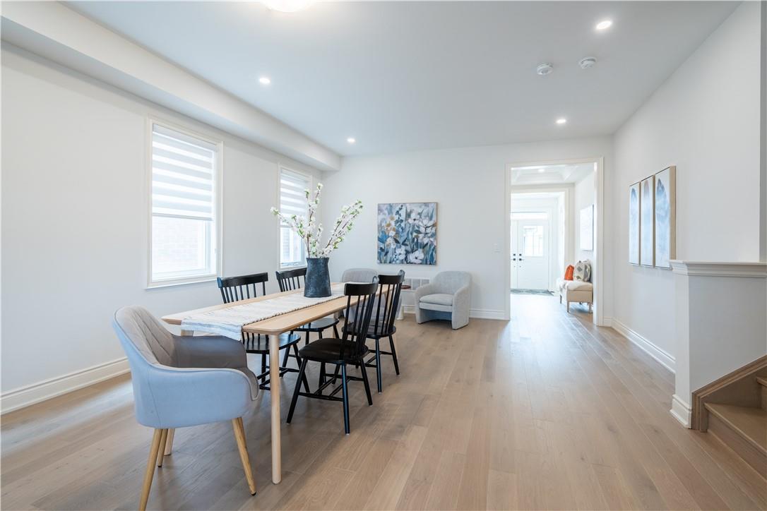 Image of property at 98 Cattail Crescent