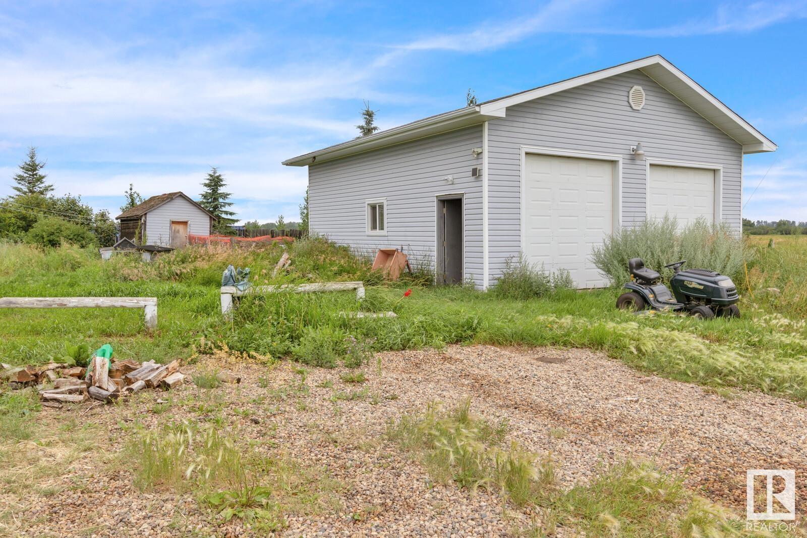 57510 Rge Rd 222, Rural Sturgeon County, Alberta  T0A 2W0 - Photo 3 - E4399603