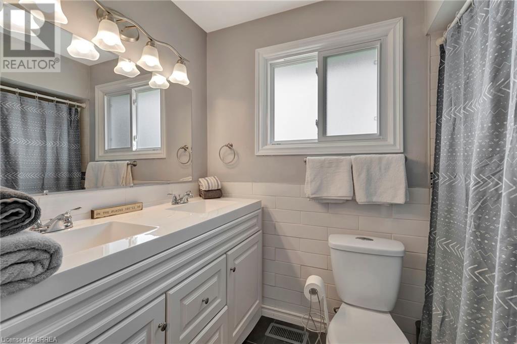 Image of property at 157 FIELDING Crescent