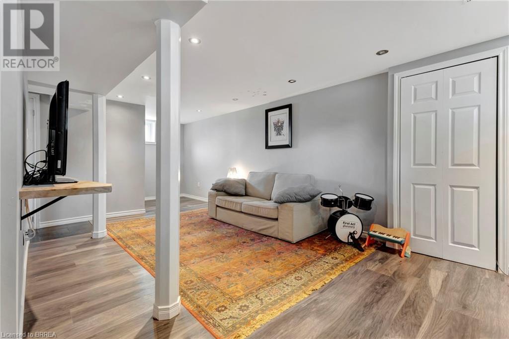 Image of property at 157 FIELDING Crescent