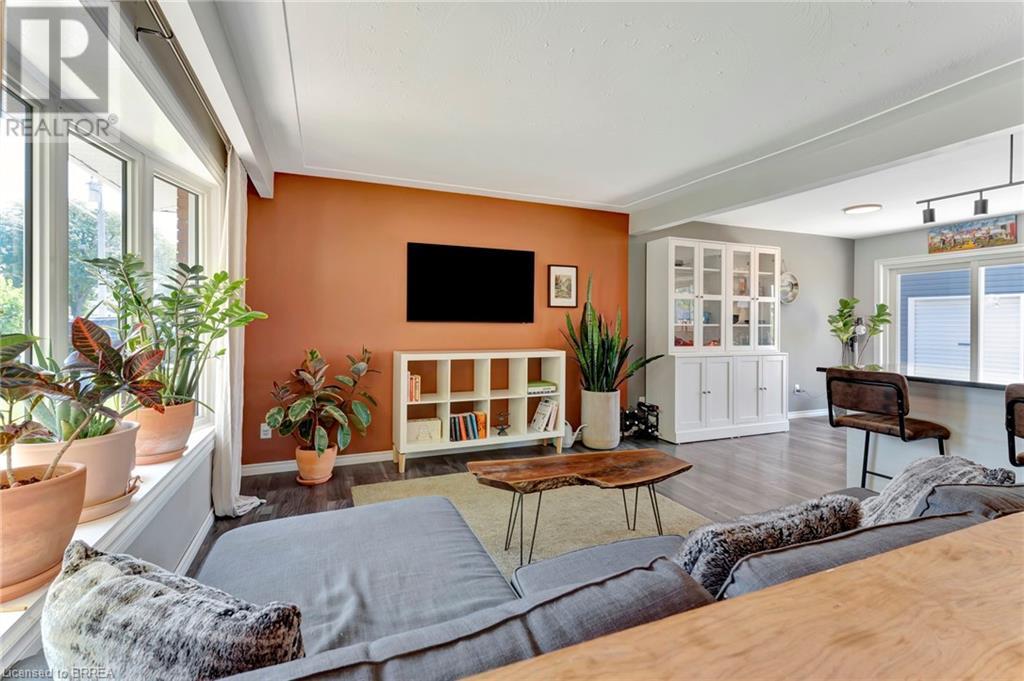 Image of property at 157 FIELDING Crescent