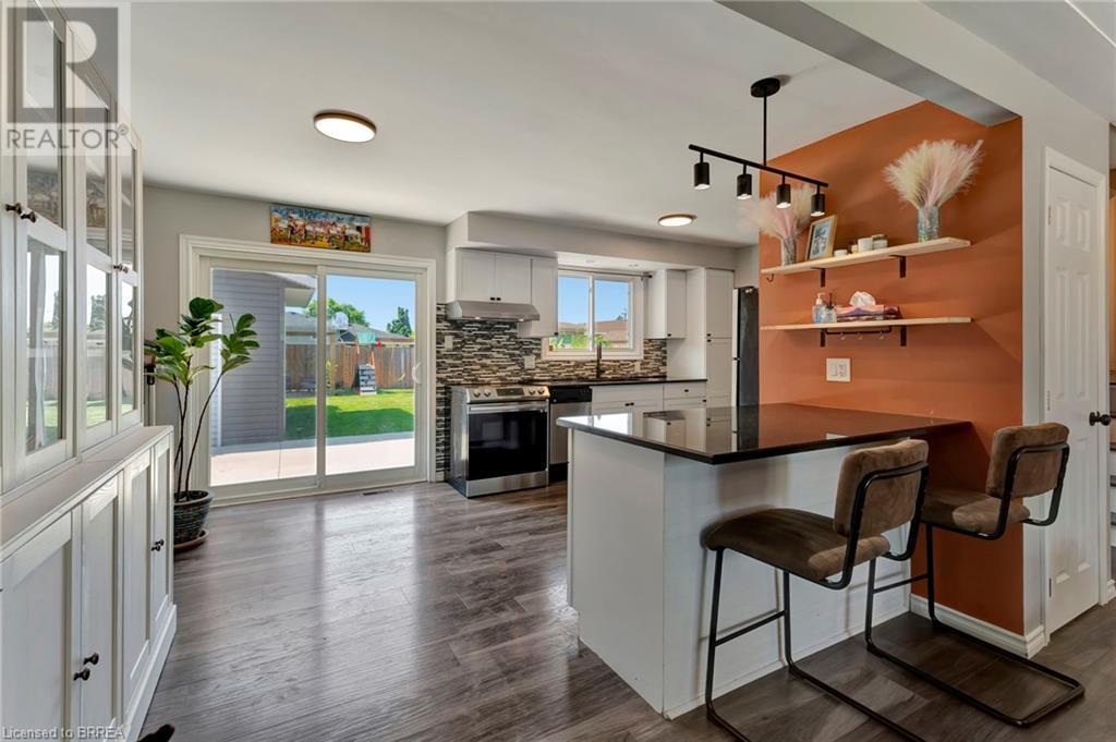 Image of property at 157 FIELDING Crescent