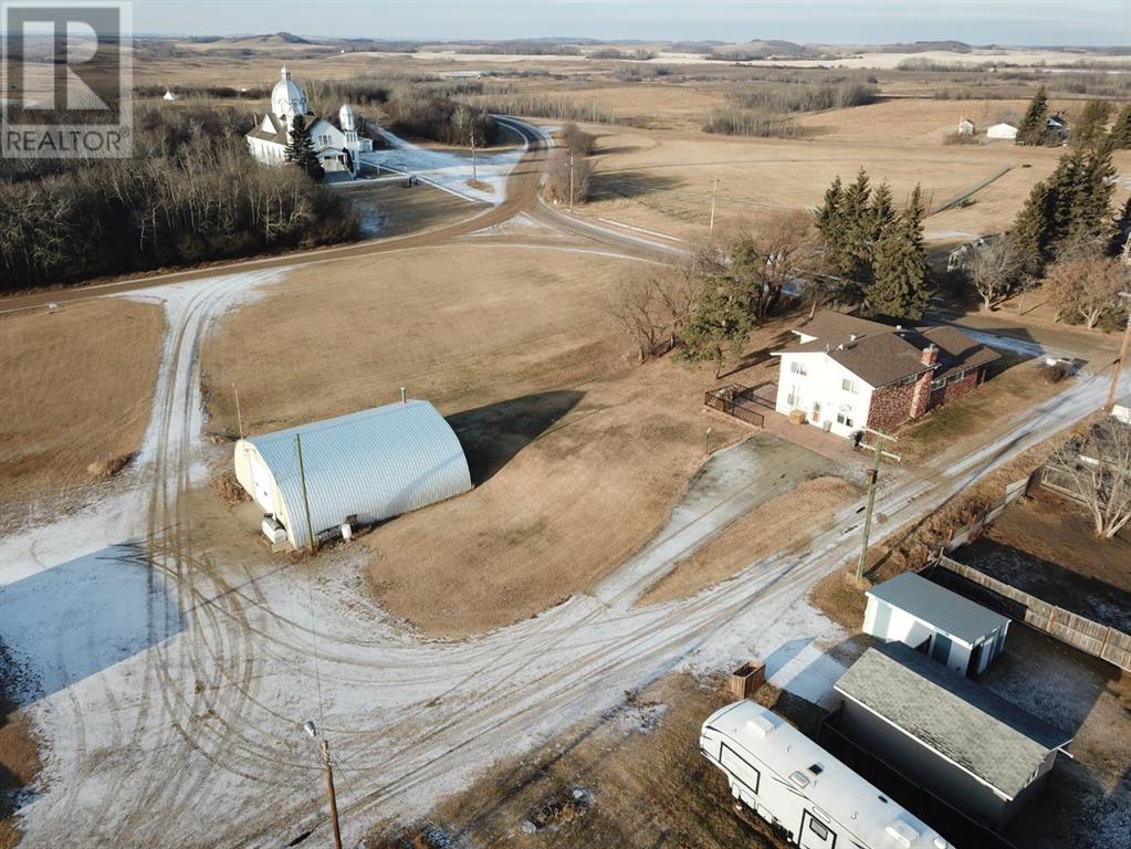 Property at 21 1 Avenue W image 2