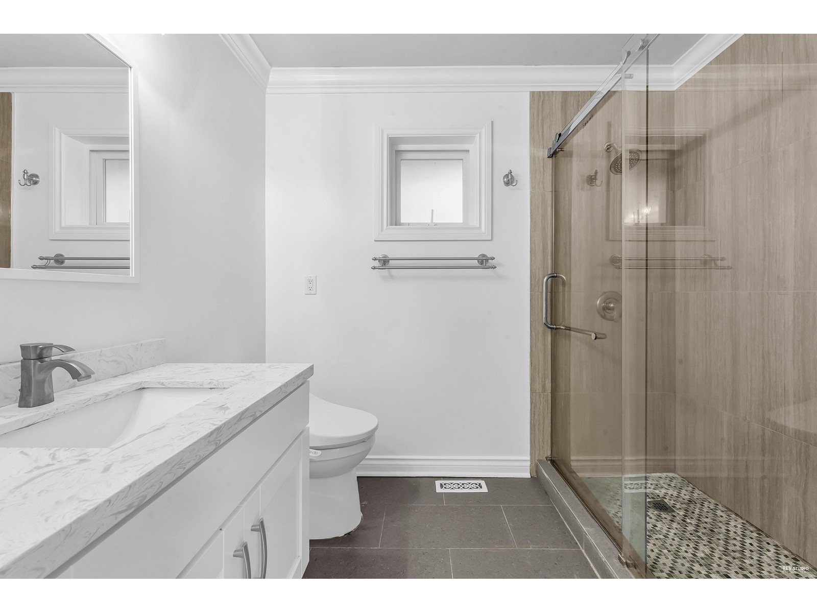 13508 15a Avenue, Surrey, British Columbia  V4A 5P1 - Photo 8 - R2910324