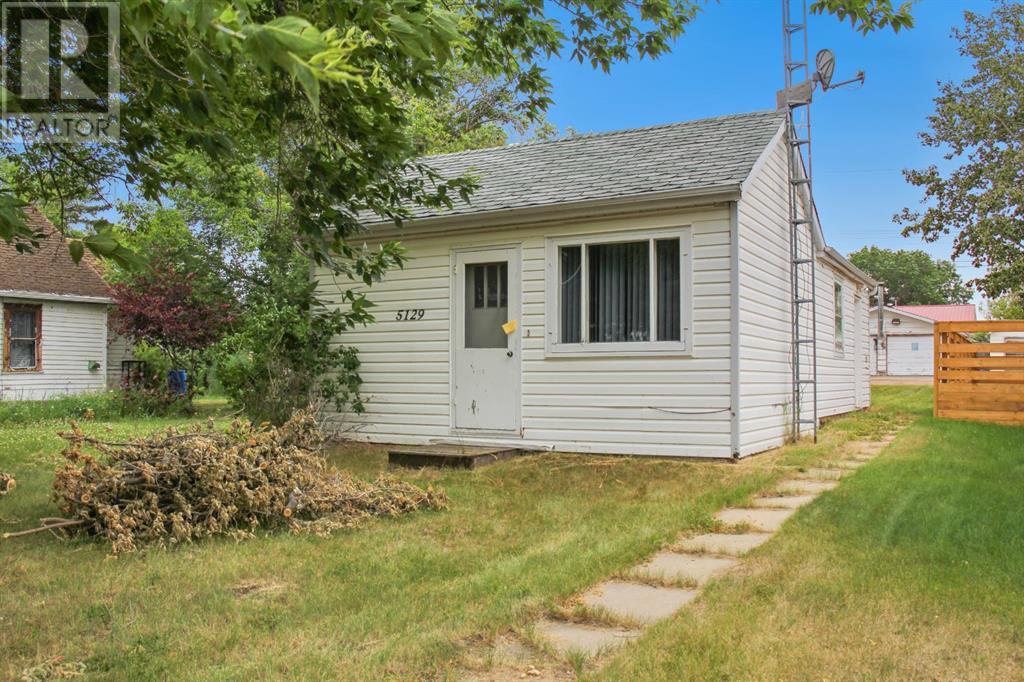 5129 52 Street, daysland, Alberta