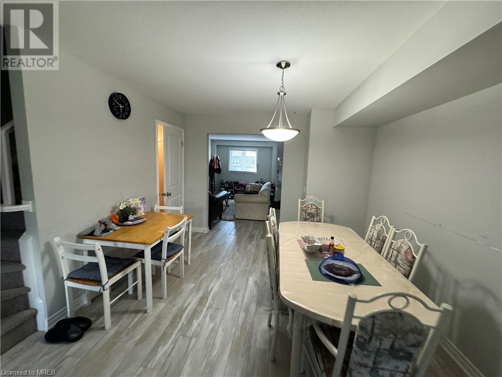 7768 Ascot Circle Circle Unit# 64, Niagara Falls, Ontario  L2H 3P9 - Photo 13 - 40626883