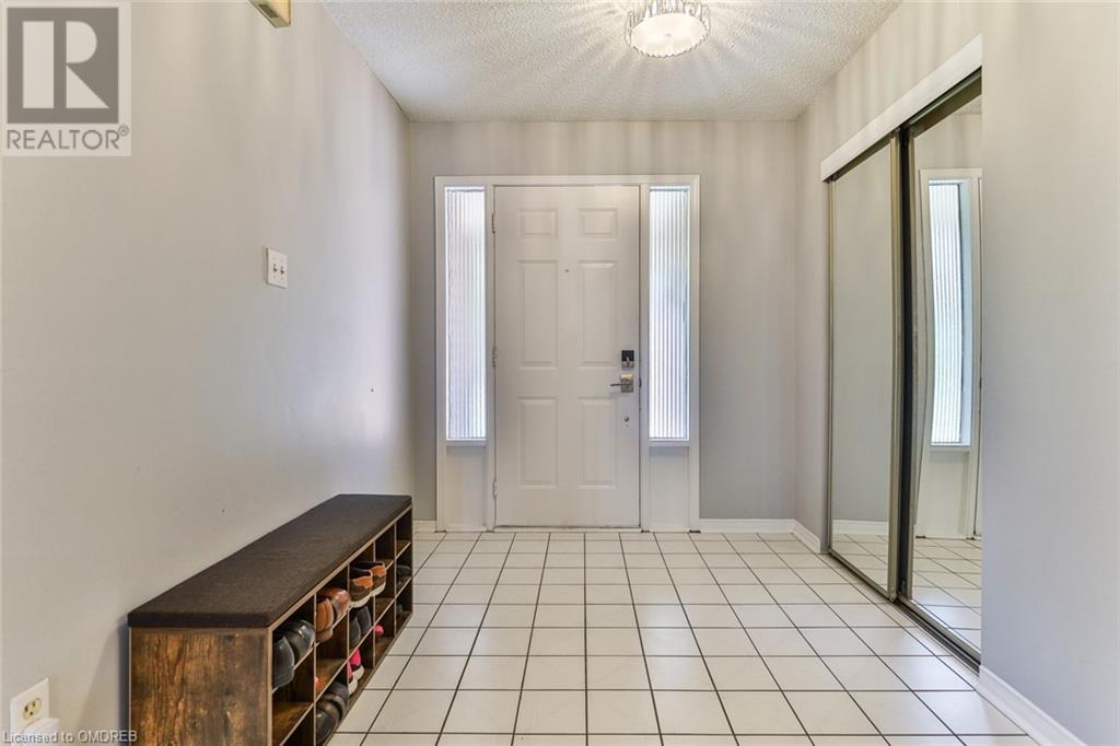 3178 Huxley Drive, Mississauga, Ontario  L5L 4S7 - Photo 3 - 40625599