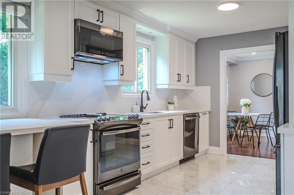 Image of property at 91 THORNHILL Drive