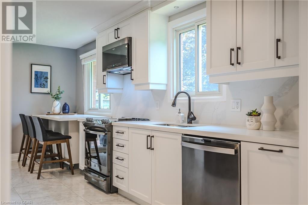 Image of property at 91 THORNHILL Drive