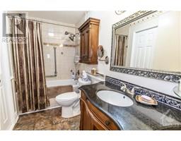 16 LARKSHIRE LANE UNIT#B