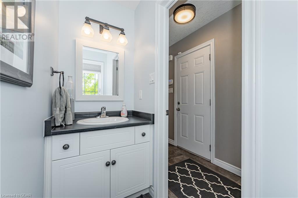 355 Macalister Boulevard Unit# 13, Guelph, Ontario  N1G 0C7 - Photo 16 - 40624396