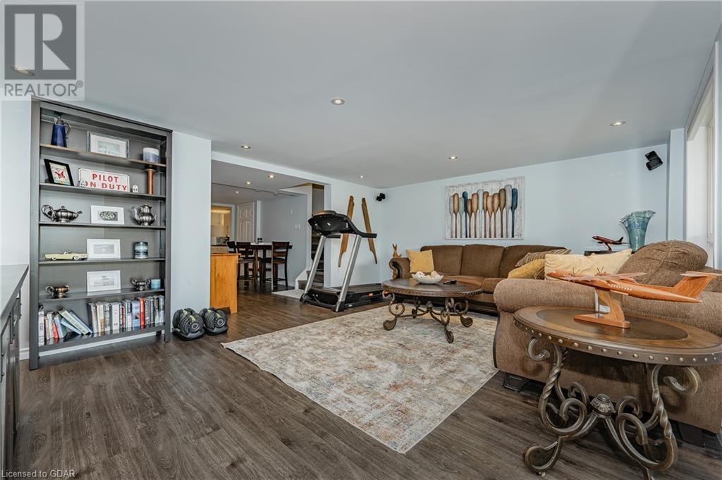 355 Macalister Boulevard Unit# 13, Guelph, Ontario  N1G 0C7 - Photo 33 - 40624396