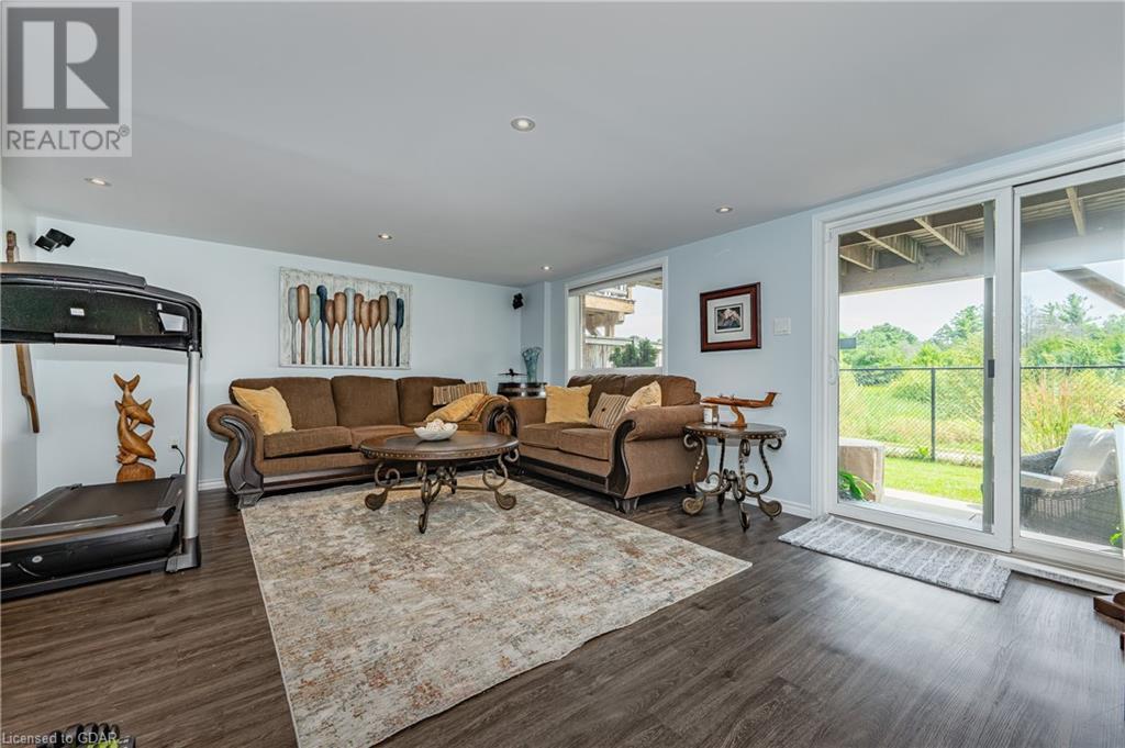 355 Macalister Boulevard Unit# 13, Guelph, Ontario  N1G 0C7 - Photo 34 - 40624396