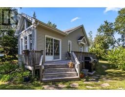 28 Woodland BLVD