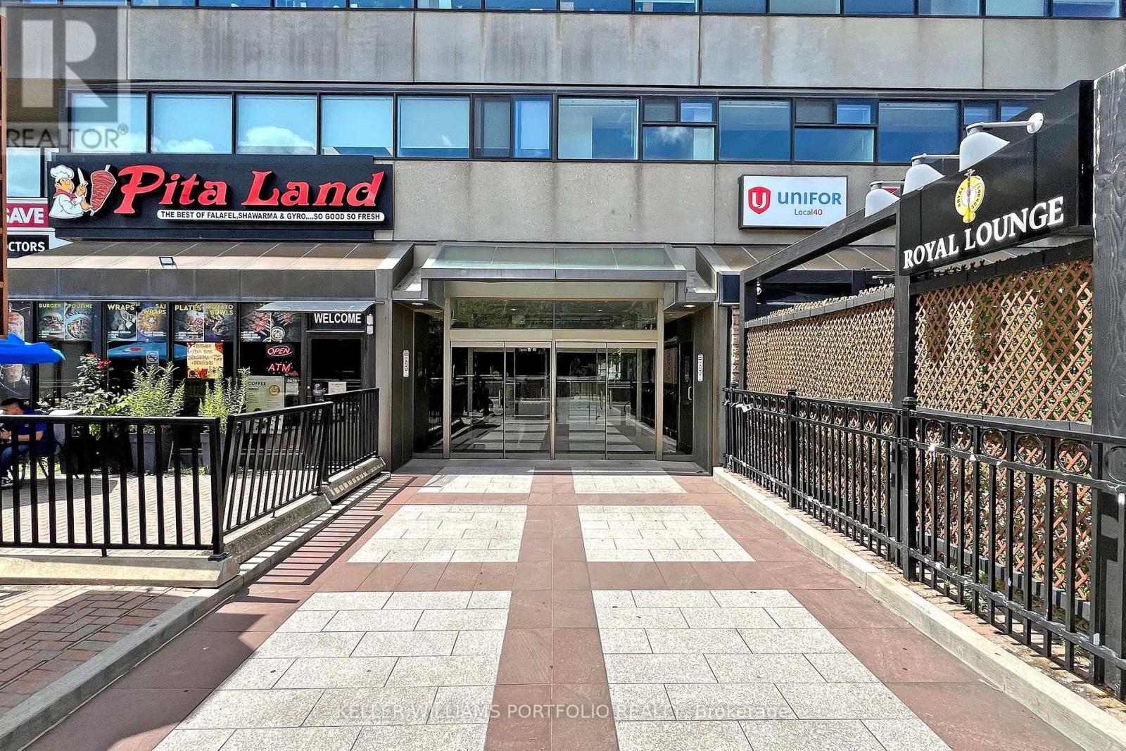 1510 - 720 Spadina Avenue, Toronto (University), Ontario  M5S 2T9 - Photo 3 - C9231457