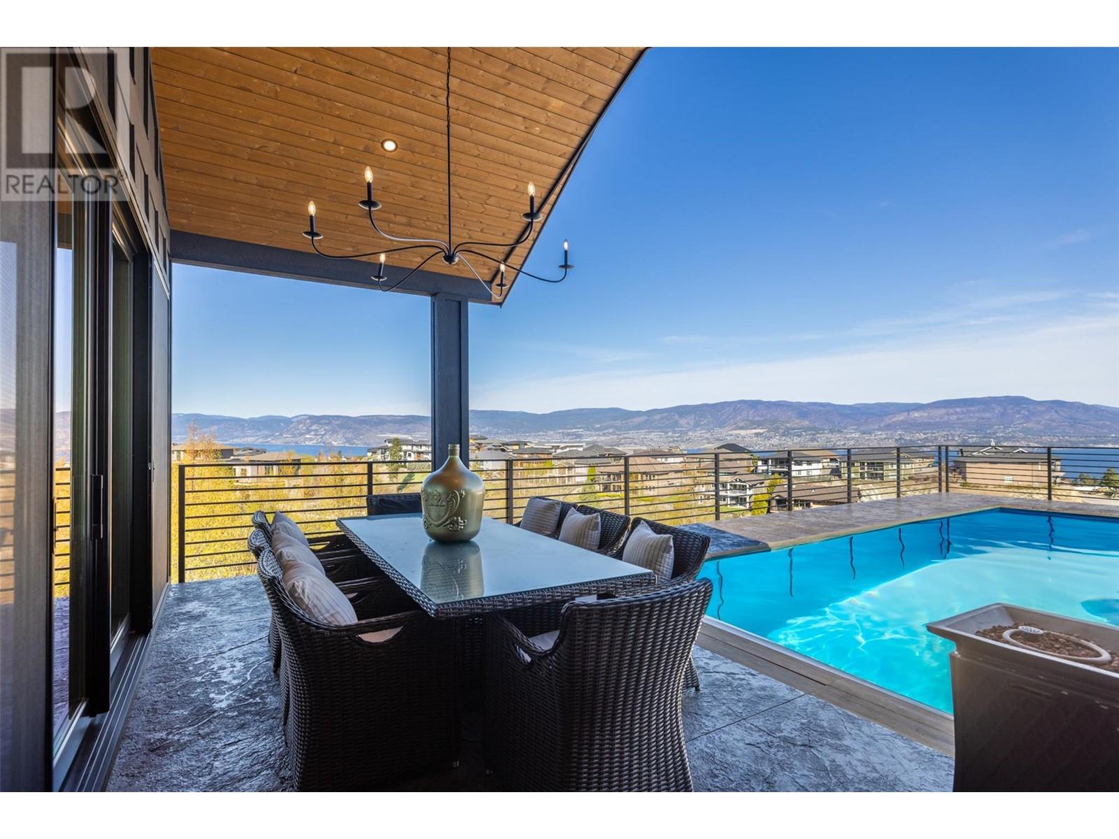 652 Trumpeter Road Kelowna