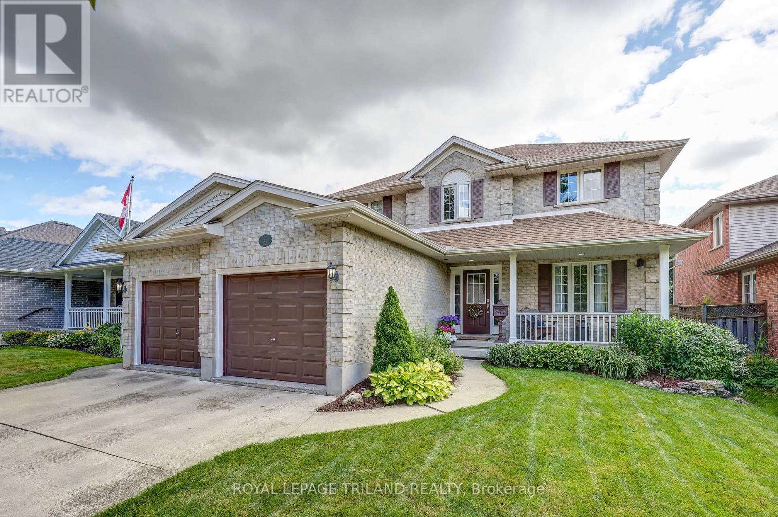 31 Symphony Court, St. Thomas, Ontario  N5P 4K1 - Photo 2 - X9231963