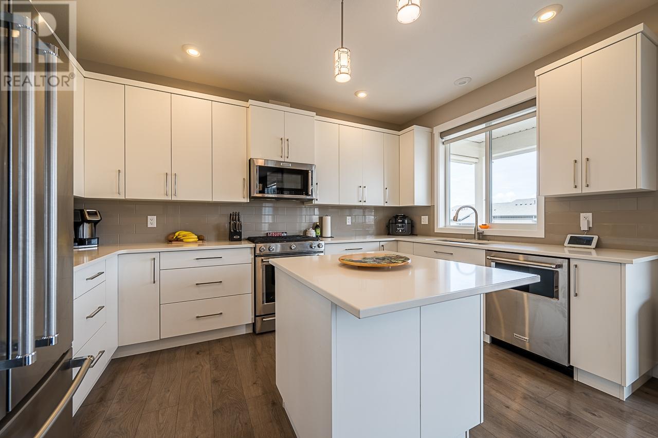 1535 Emerald Drive, Kamloops, British Columbia  V2E 0C1 - Photo 2 - 180098