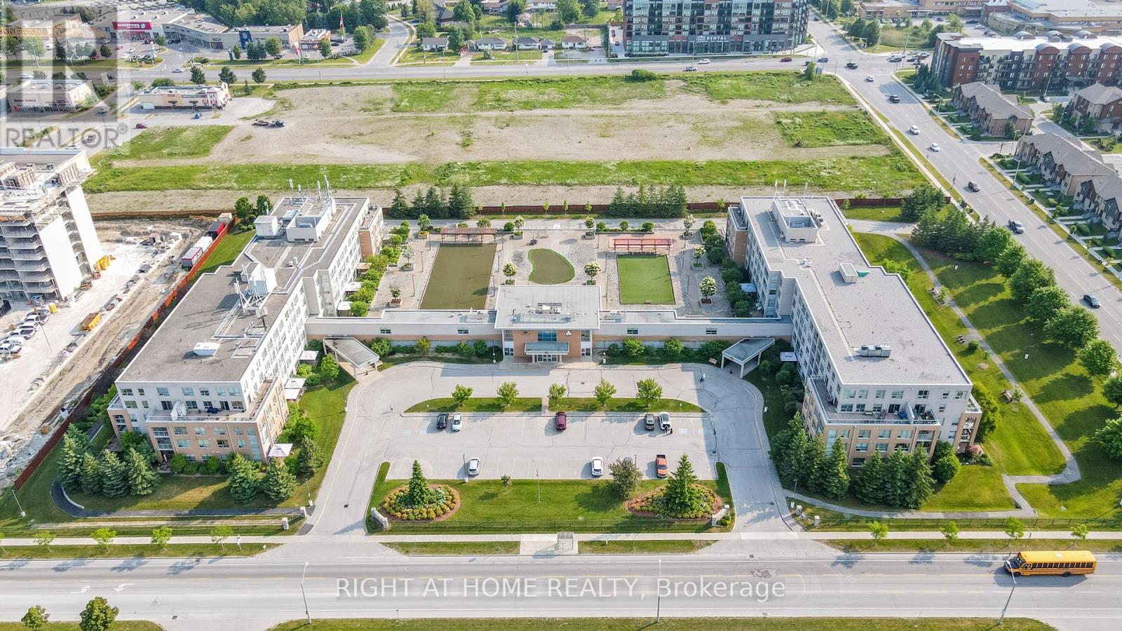 Property at 507 - 90 DEAN AVENUE image 2