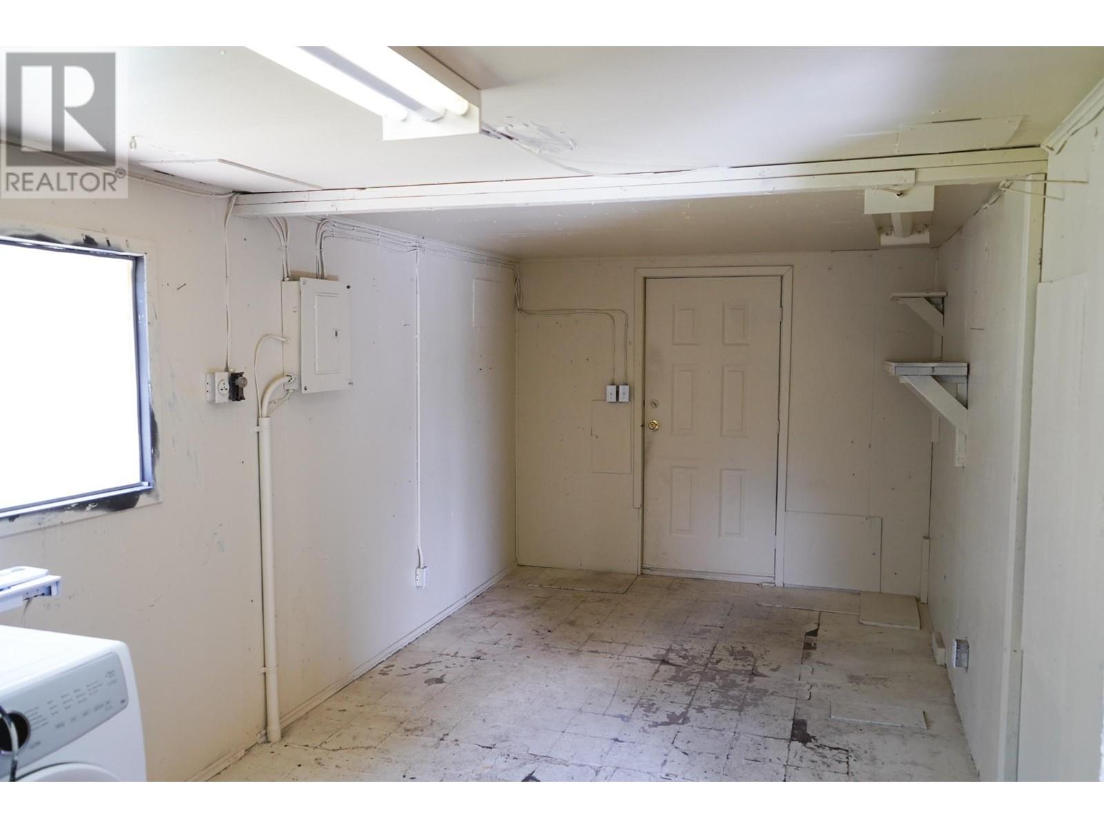 1721 Chasm Road, Clinton, British Columbia   - Photo 17 - 180101