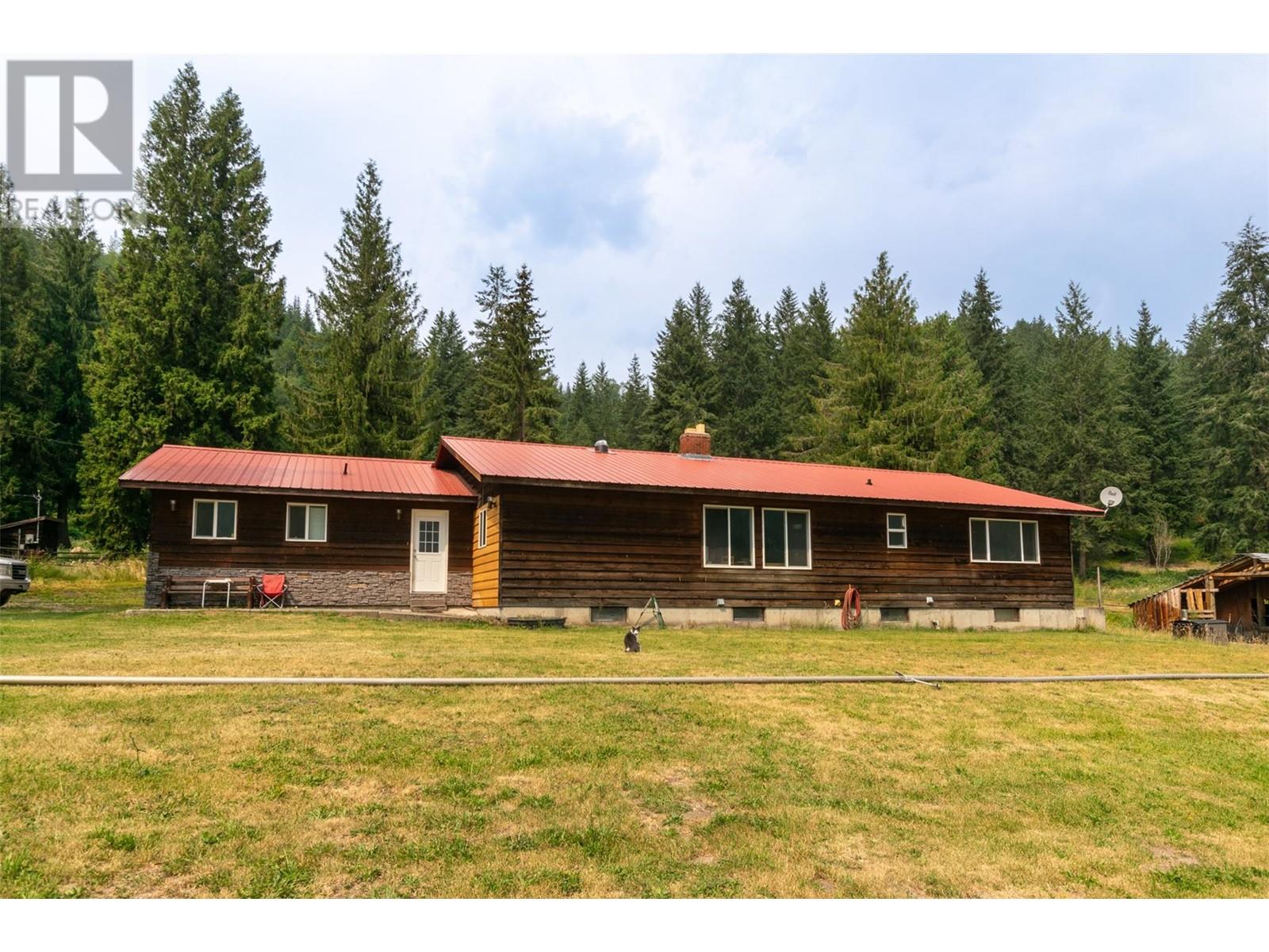 1053 Ptarmigan Road, chase, British Columbia