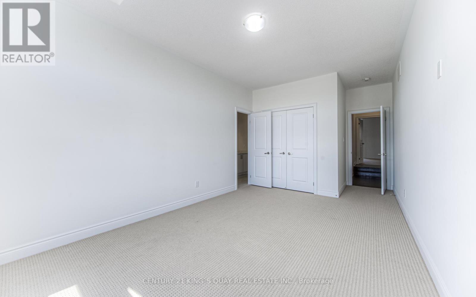 300 Forest Creek Drive, Kitchener, Ontario  N2R 0M6 - Photo 21 - X9231433