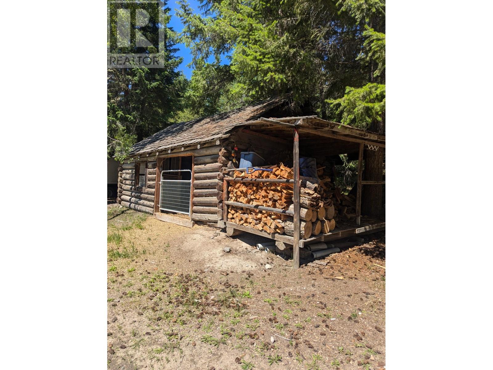 7160 China Valley Rd, Chase, British Columbia  V0E 1W1 - Photo 14 - 180096