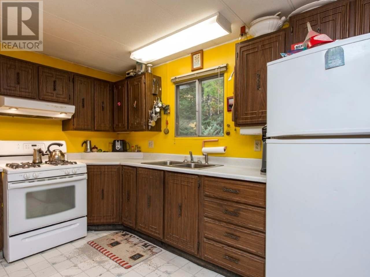 7160 China Valley Rd, Chase, British Columbia  V0E 1W1 - Photo 4 - 180096