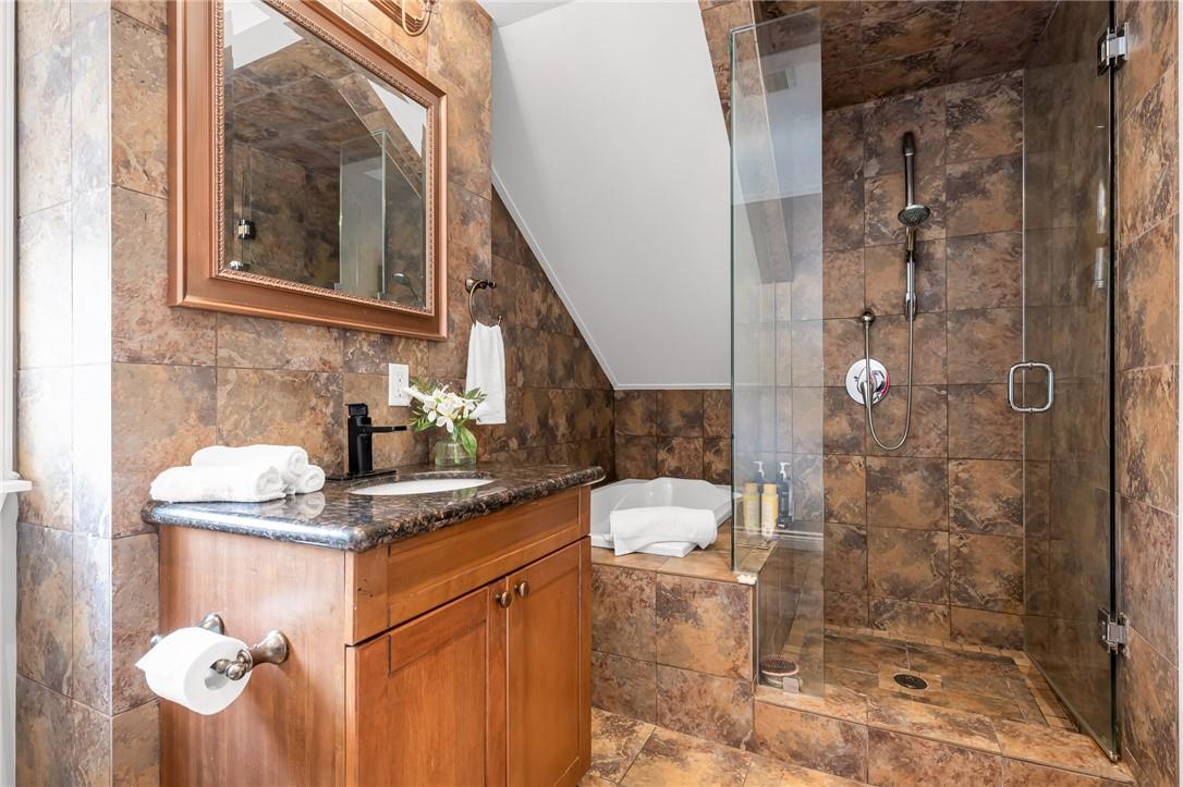 Image of property at 290 HUXLEY Avenue S