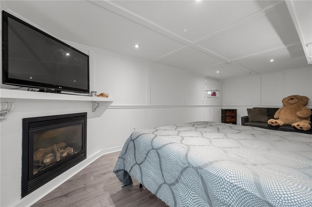 Image of property at 290 HUXLEY Avenue S