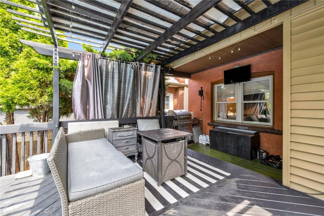 Image of property at 290 HUXLEY Avenue S