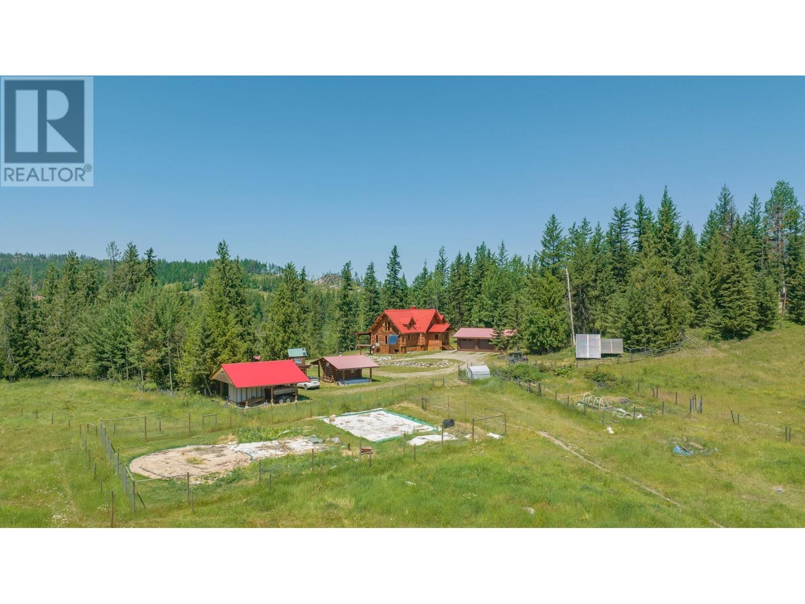 592 Bear Valley Road Lumby