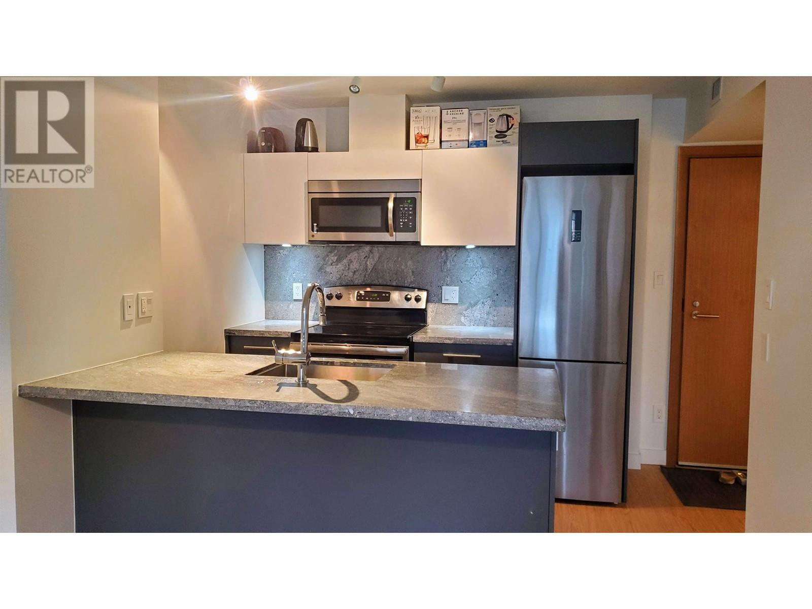 816 188 Keefer Street, Vancouver, British Columbia  V6A 0E3 - Photo 2 - R2910641