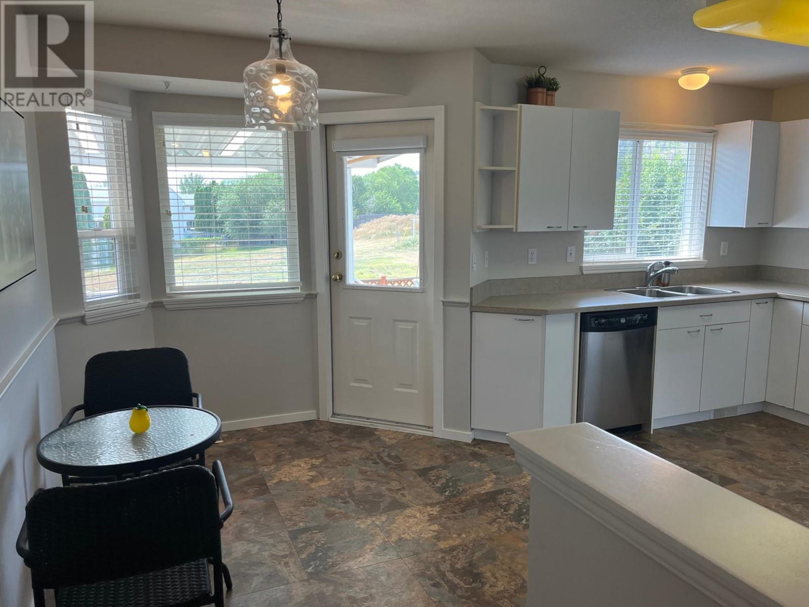 35-2655 Westsyde Rd, Kamloops, British Columbia   - Photo 12 - 180104