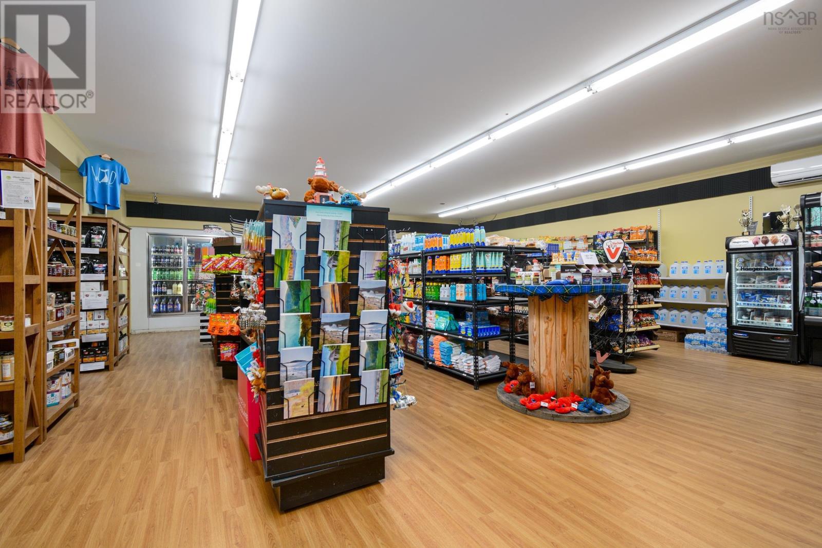 37867 Cabot Trail, Ingonish Beach, Nova Scotia  B0C 1L0 - Photo 14 - 202418268