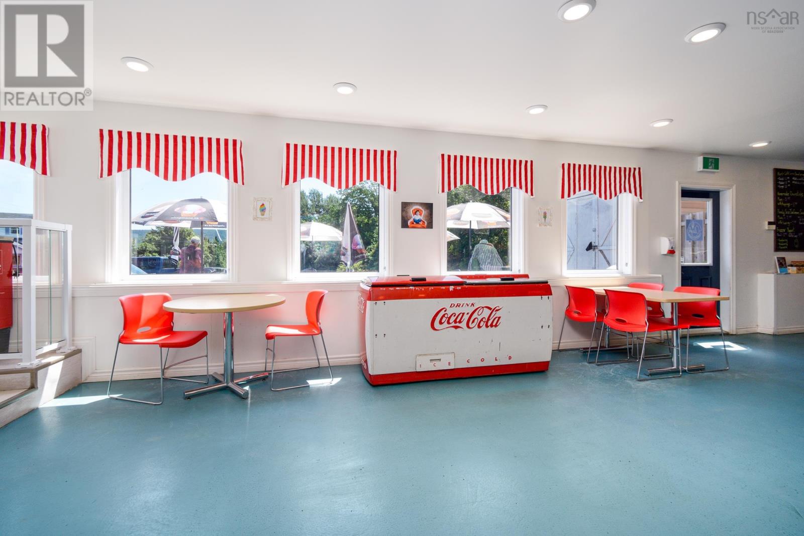 37867 Cabot Trail, Ingonish Beach, Nova Scotia  B0C 1L0 - Photo 31 - 202418268