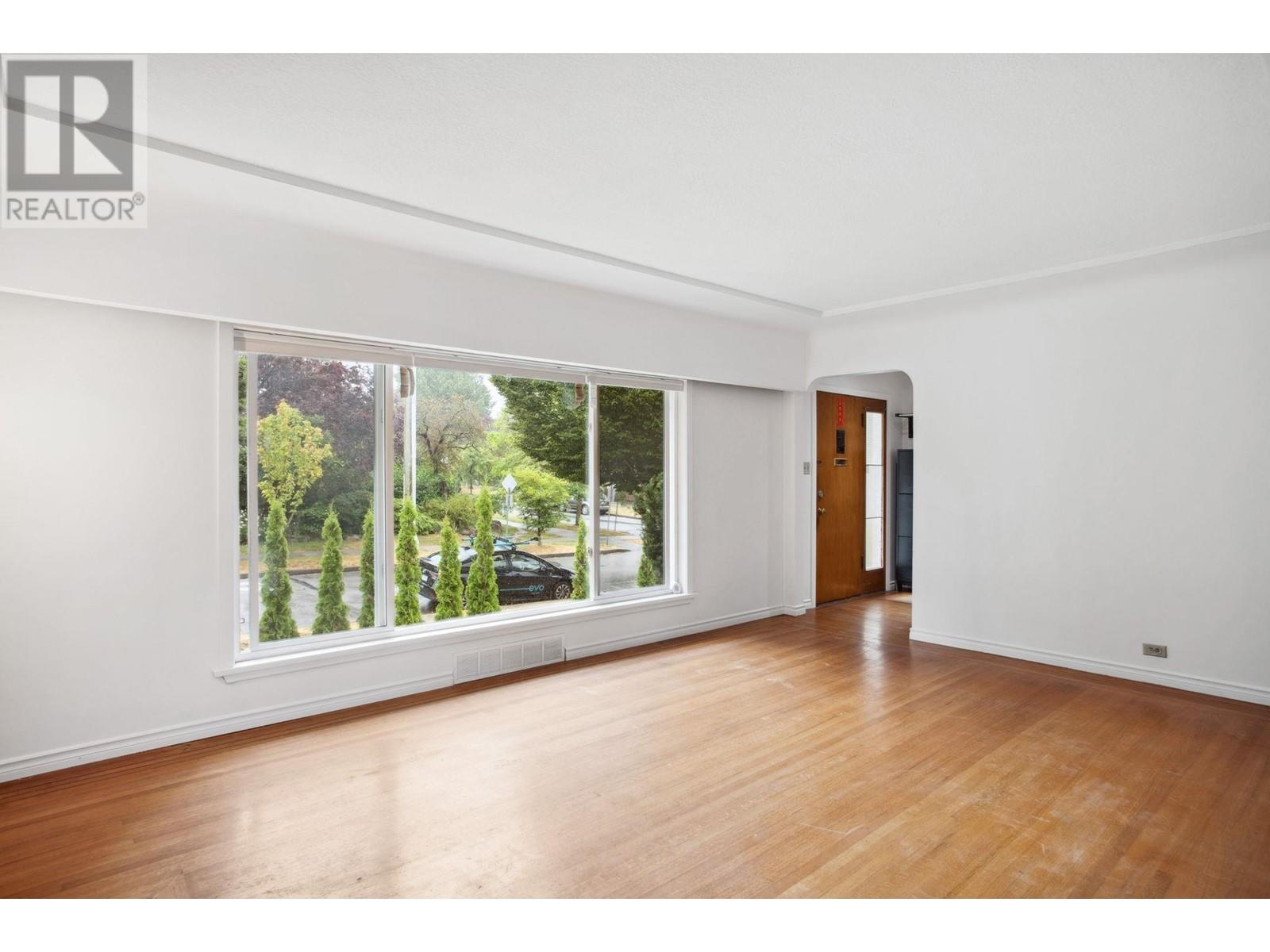 6993 Argyle Street, Vancouver, British Columbia  V5P 3K7 - Photo 8 - R2910568