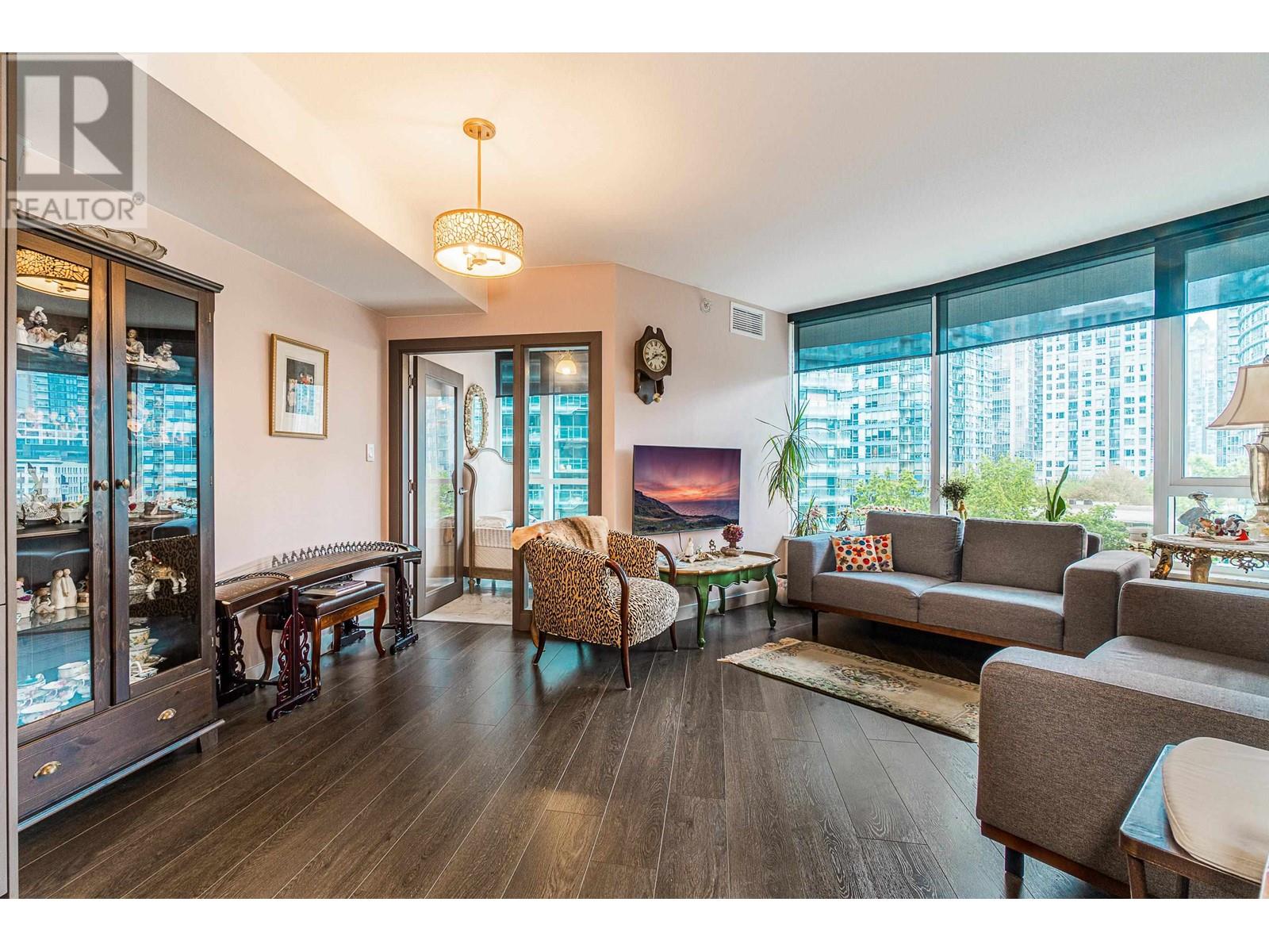 620 68 Smithe Street, Vancouver, British Columbia  V6B 0P4 - Photo 3 - R2910751