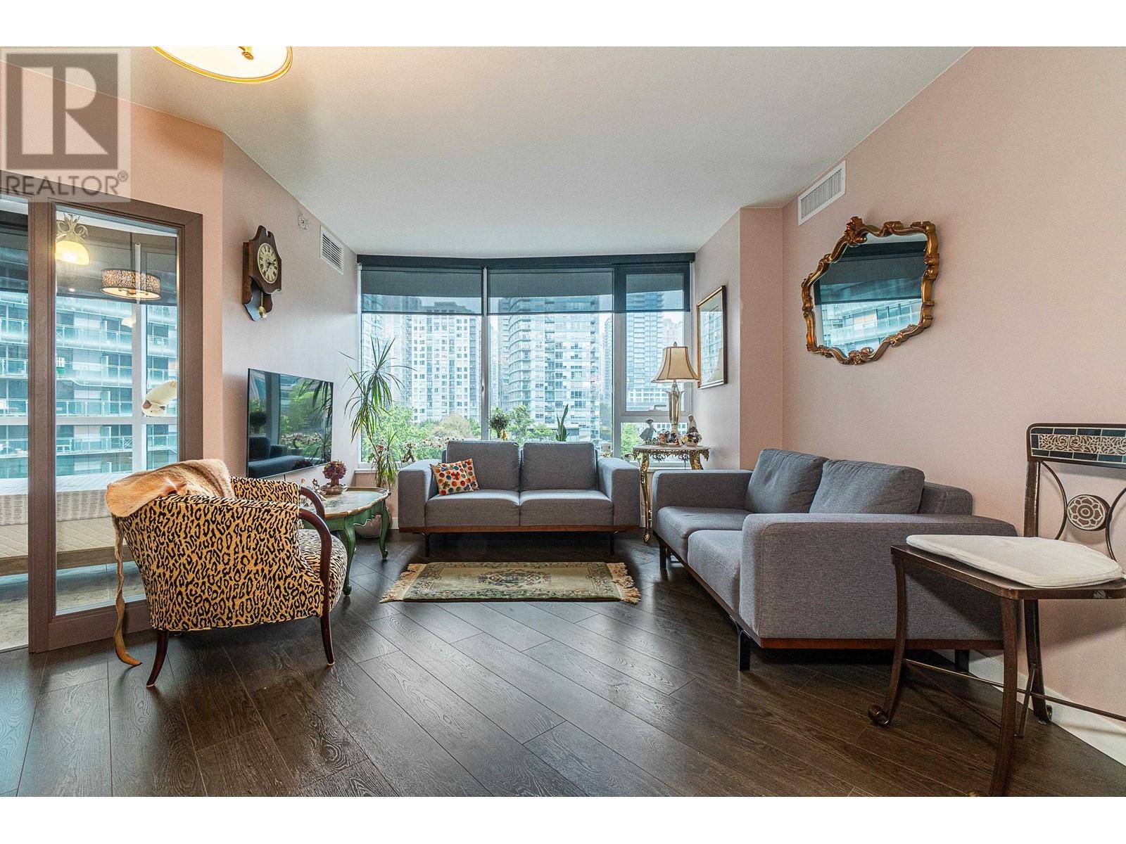 620 68 Smithe Street, Vancouver, British Columbia  V6B 0P4 - Photo 1 - R2910751