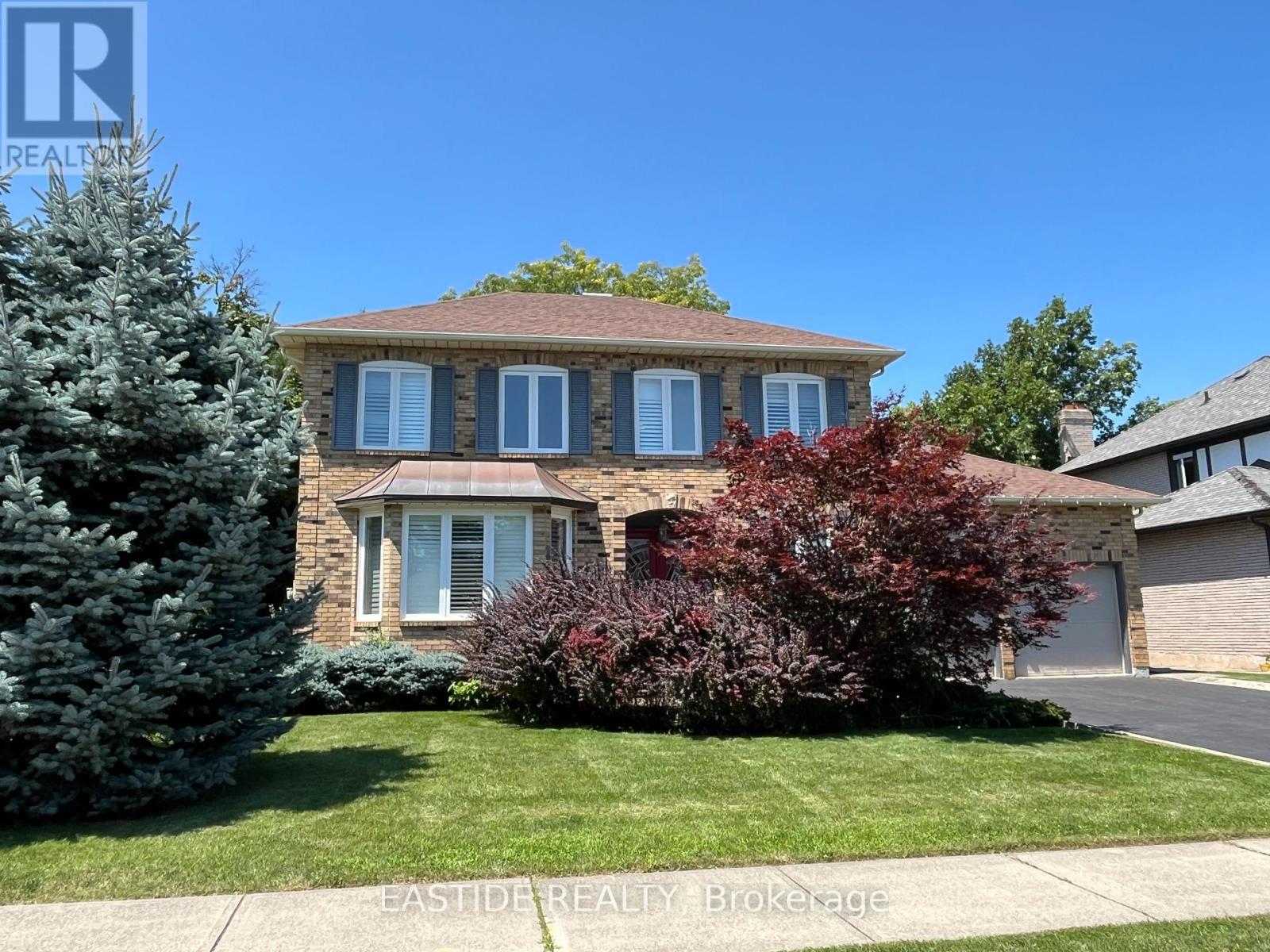 1035 Masters Green, Oakville (Glen Abbey), Ontario  L6M 2N8 - Photo 1 - W9232810