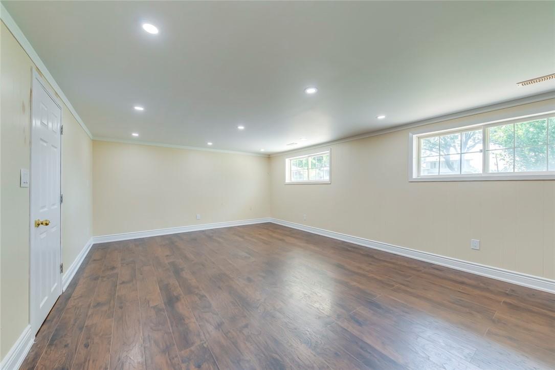 Image of property at 414 Bryant Crescent