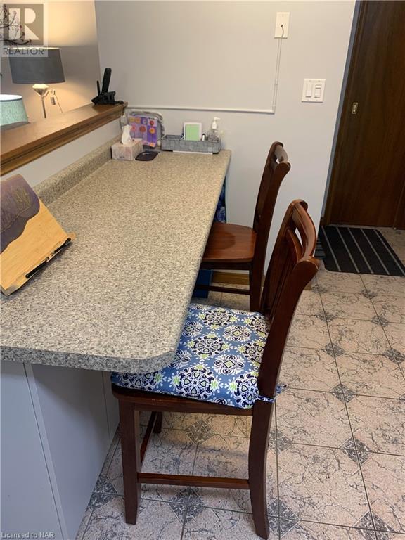 5222 Portage Road Unit# 202, Niagara Falls, Ontario  L2E 6B6 - Photo 11 - 40623644