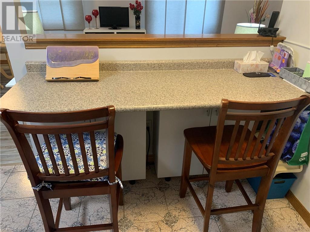 5222 Portage Road Unit# 202, Niagara Falls, Ontario  L2E 6B6 - Photo 12 - 40623644